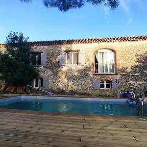 Le Wigwam Du Fassac , Saint-Julien-du-Puy France